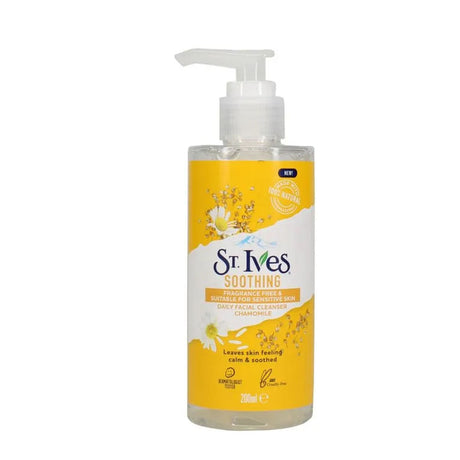 St.Ives Soothing With Chamomile Extracts Face Wash 200ml St.Ives  